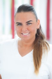 Zaneta R.